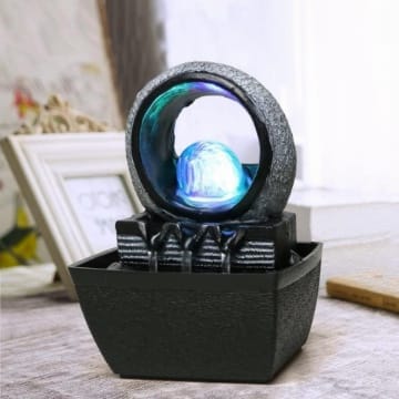 Dyna-Living Tischbrunnen mit Rollender Kugel, Tischplatte Wasserbrunnen mit Rolling Ball Wasserfall Brunnen, für Indoor-Wasserbrunnen für Home Office Decor, Polyresin,13 x12cm x 18,5 cm