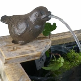 Storm's Gartenzaubereien Wasserspeier Vogel - Spatz mit Pumpe 2. Wahl Gusseisen Miniteich und Teiche