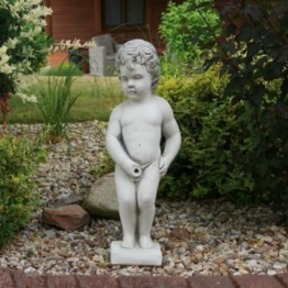 gartendekoparadies.de Stein-Figur Manneken PIS Kleiner wasserlassender Mann aus Steinguss frostfest (Grau)
